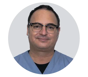 Dr. Carlos Parra Atala Director Especialización en Implantología Buco Maxilofacial (IBMF)